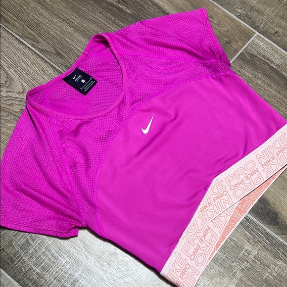 Nike Pro Dri-FIT Cropped Top – Fire Pink with Logo Band – Women’s‎ Small - Picture 8 of 15